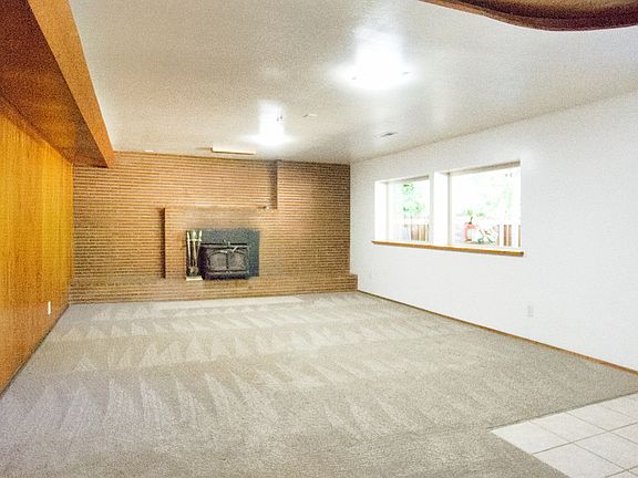 4th image of 13002 Shorewood Dr SW