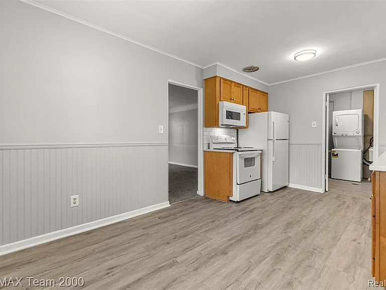 7322 Fenton St — Photo 8