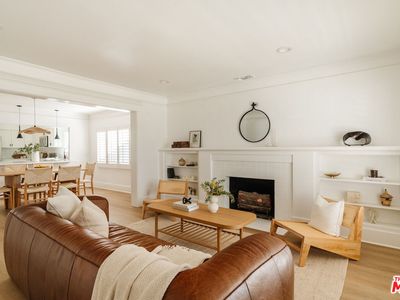 2912 Edgehill Dr, Los Angeles, CA, 90018