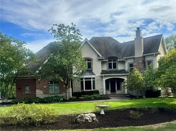 1416 Woodbury Ln, Liberty, MO 64068