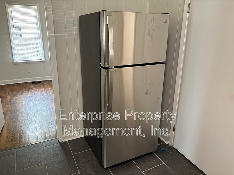 3624 Marion Ave — Photo 8