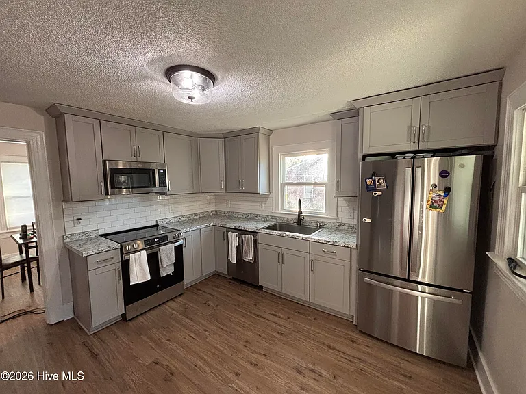 2803 Jefferson Dr — Photo 14