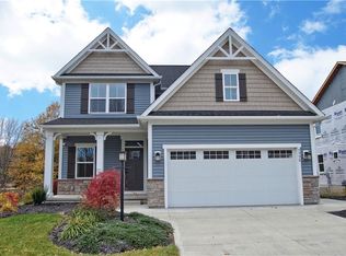 9998 Ethan Dr, Olmsted Twp, OH 44138
