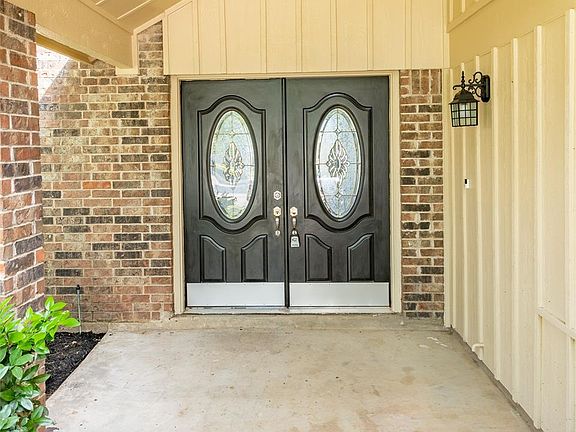 4th image of 3711 Ravenhill Ln