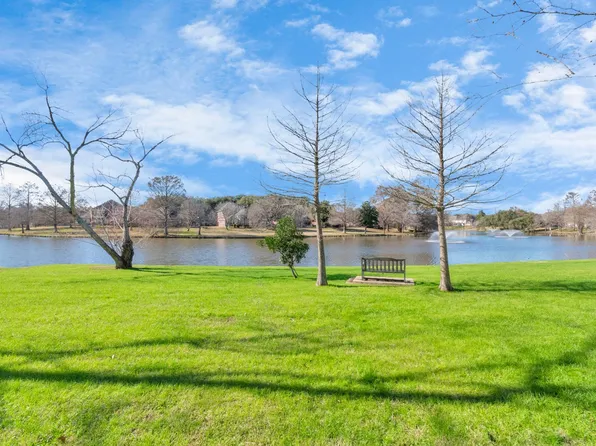 4144 Greystone Way APT 703, Sugar Land, TX 77479