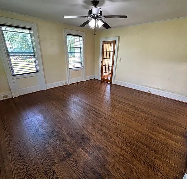 23 Ashuelot St #A — Photo 8