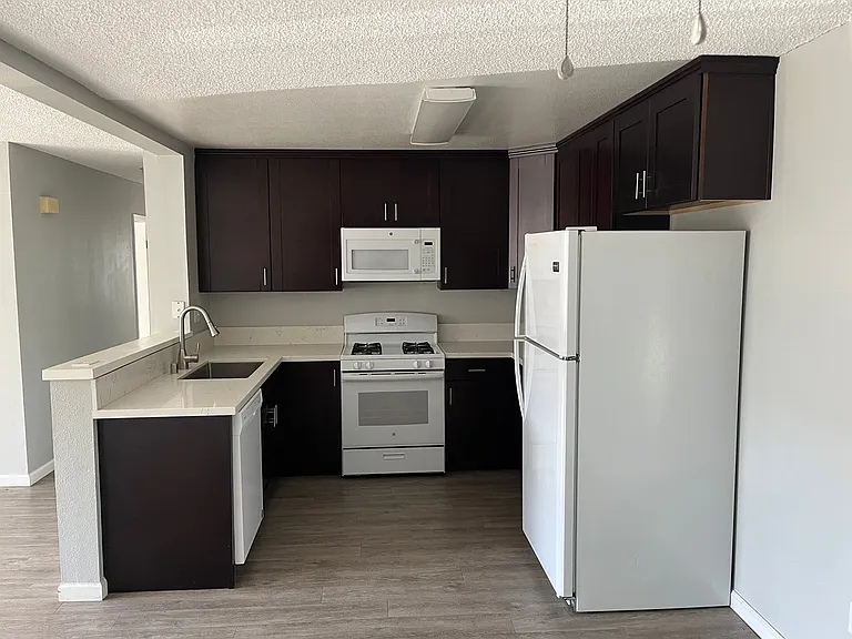 5805 Lauretta St #1-8 — Photo 5