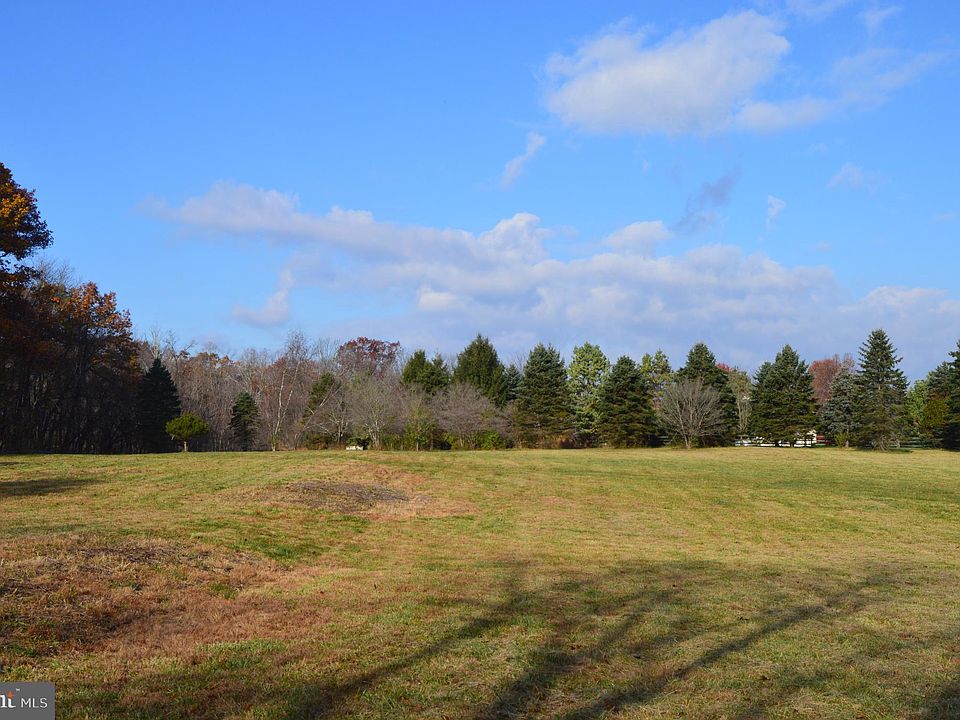 2nd image of 1155 Mount Eyre Rd