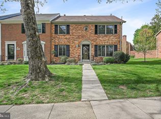 8415 Forrester Blvd, Springfield, VA 22152