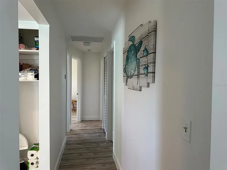 45 Oakland Hills Ct — Photo 24