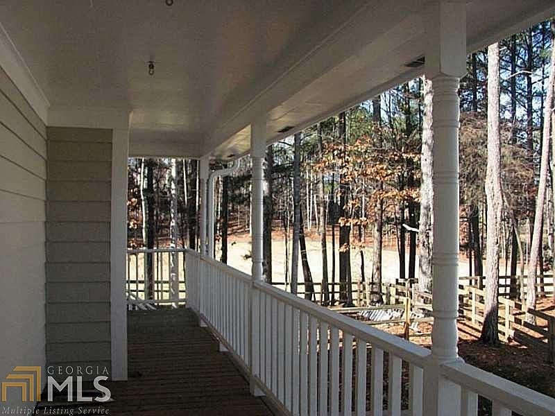 2nd image of 3115 Sandhurst Dr