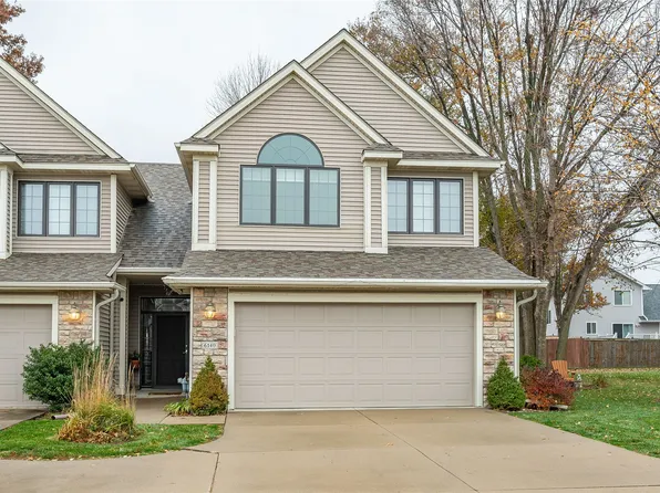 6140 Woodland Dr, West Des Moines, IA 50266