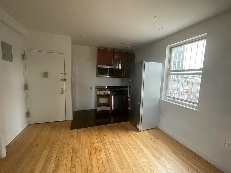 173 Ludlow St #5C — Photo 9