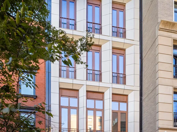 204 East 75th Street image 1 of 25