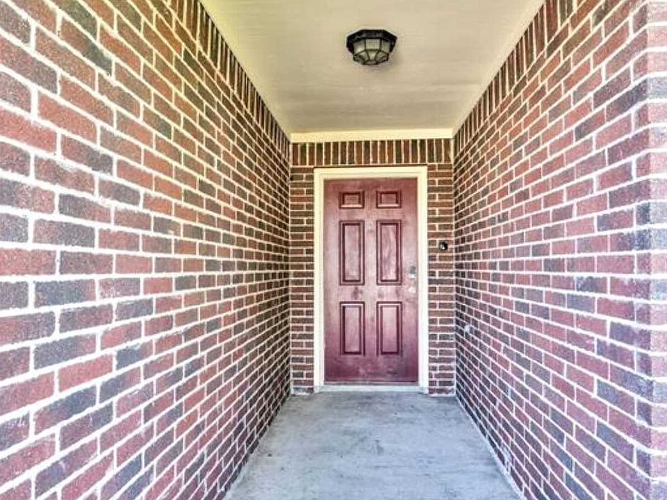 1st image of 4207 Fielder Green Ln