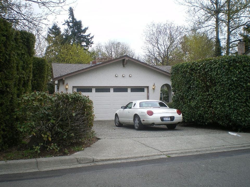 2nd image of 26820 Arden Ct