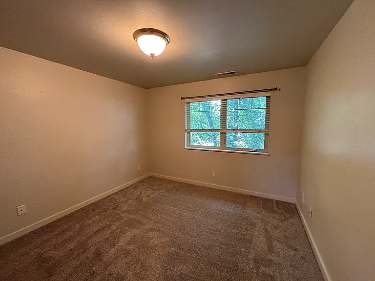 607 Professional Dr #D — Photo 12