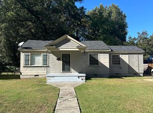 602 Cherokee Rd, Greenwood, MS 38930