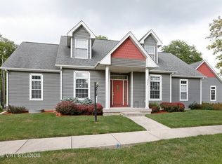 255 N Washington St, Westmont, IL 60559