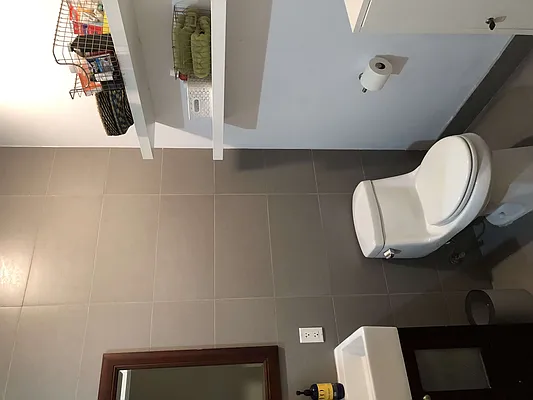 Rented by Manhattan Management LLC | media 61