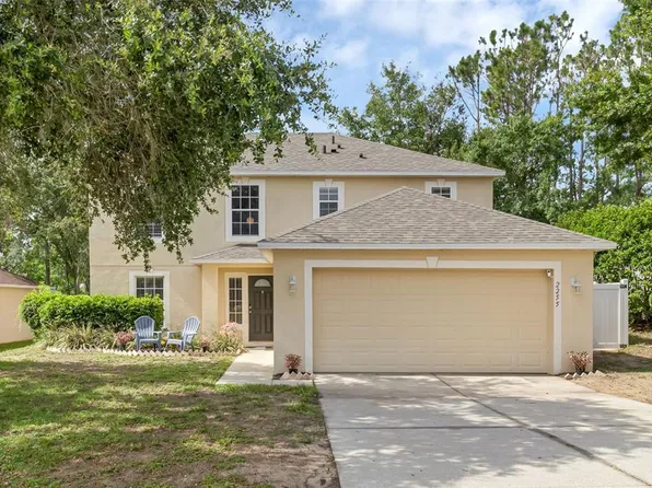 2255 Tealwood Cir, Tavares, FL 32778