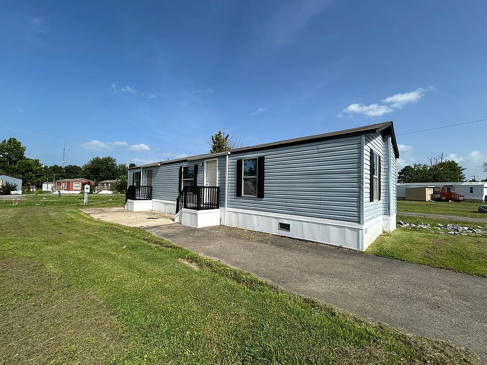 1st image of 251 Riviera Courts Dr #251