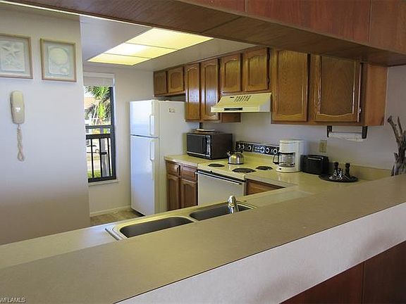 2nd image of 7650 Estero Blvd APT 303