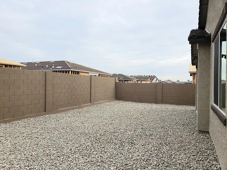 15684 W Jackson St — Photo 22