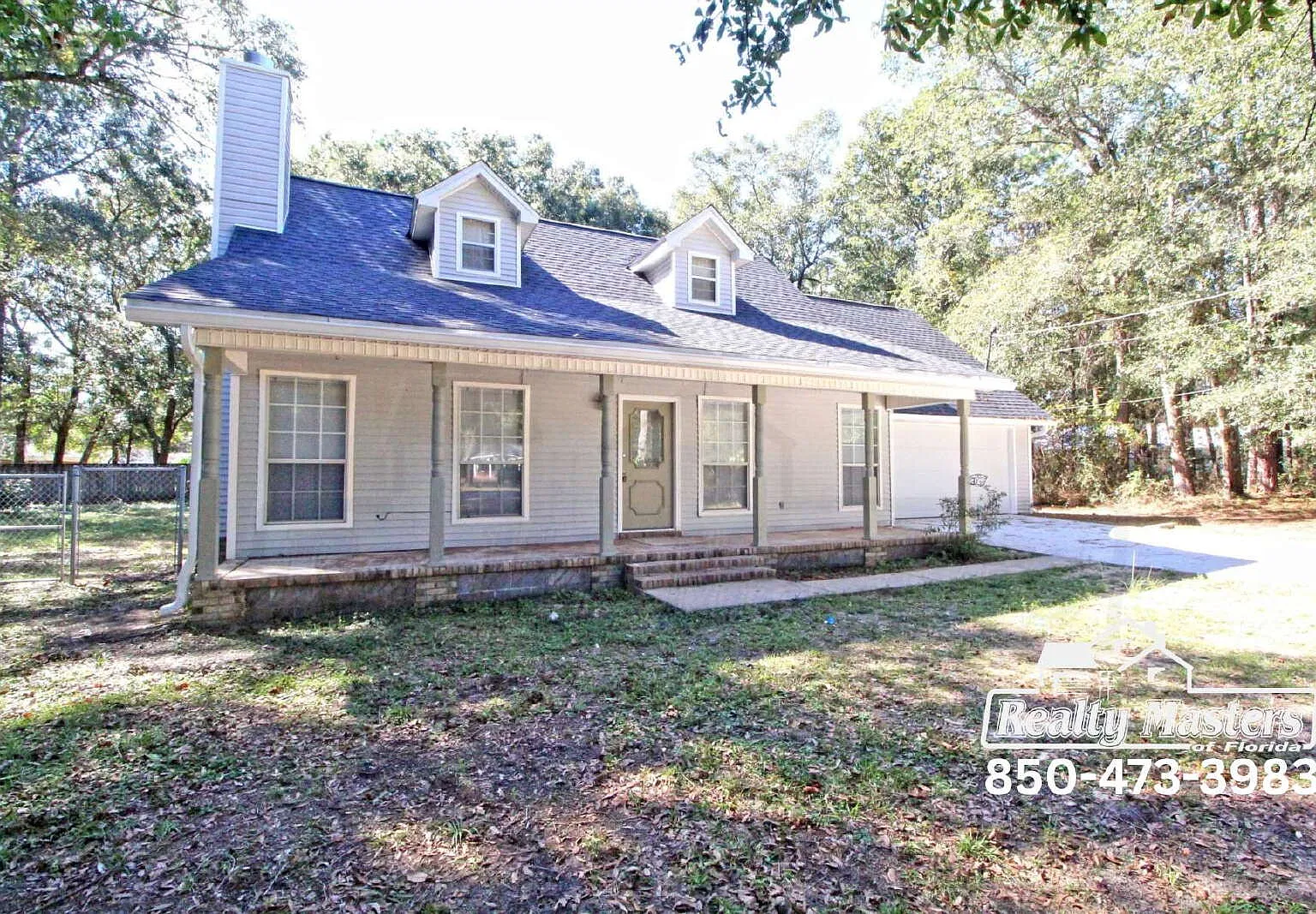 3 bed, 2.5 bath, 2414 sqft, $1,825 — Photo 1