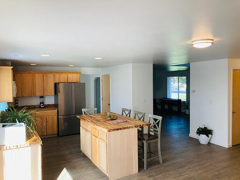 2020 Perch Ave — Photo 10