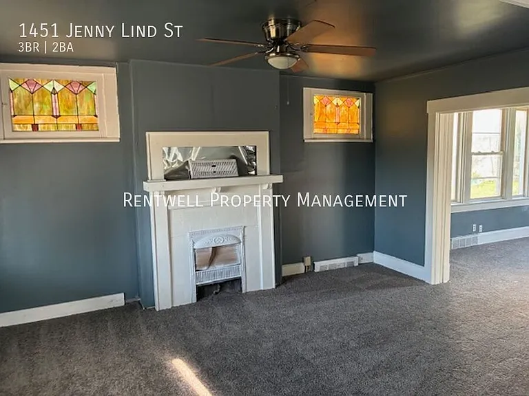 1451 Jenny Lind St — Photo 6