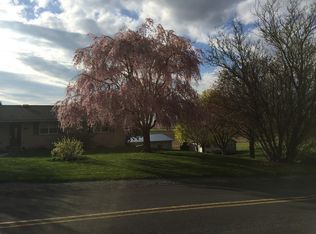 3974 Rhoads Rd, Kempton, PA 19529