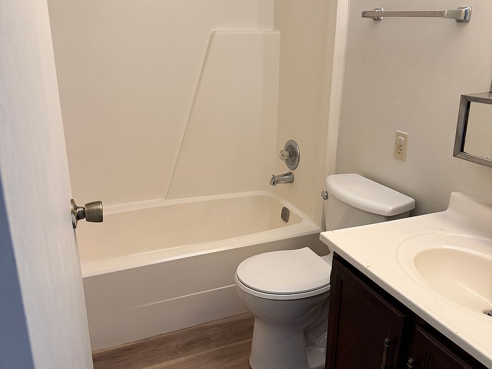 1st image of 5216 Collier Ct #A
