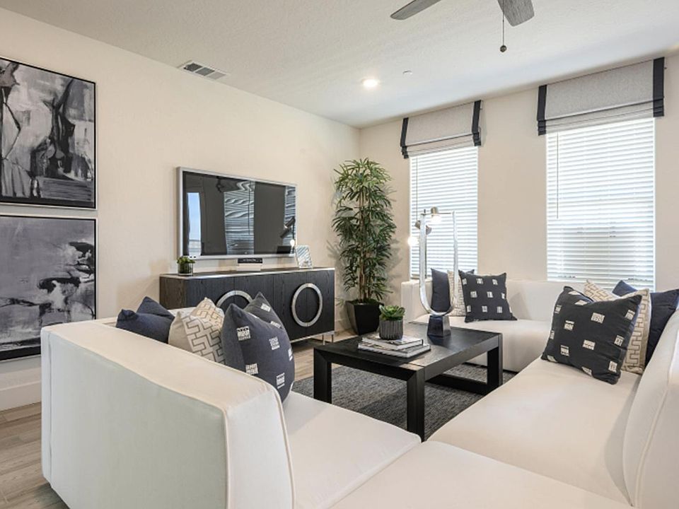 Great Room (Model home)