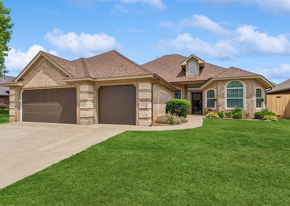 1st image of 7509 NW 130th St