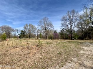 Frisco Ln, Red Banks, MS 38661