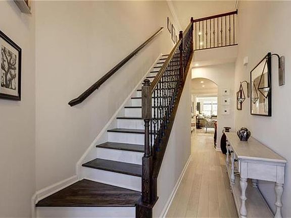 3rd image of 2294 Emanuel Ct
