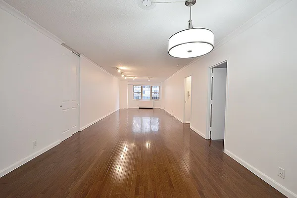 Rented by Kleier Residential | media 11