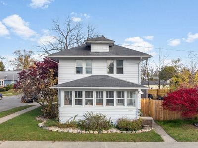 1022 N Division St, Mishawaka, IN, 46545