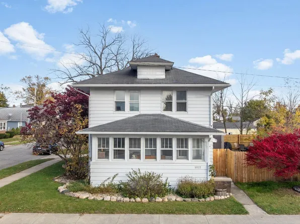 1022 N Division St, Mishawaka, IN 46545