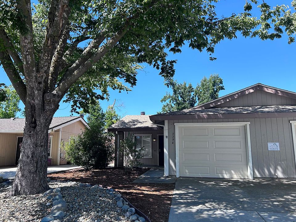 1st image of 3392-3394 Egmont Way