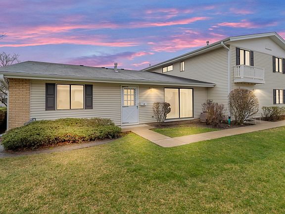 4th image of 19 Dennis Ct #19