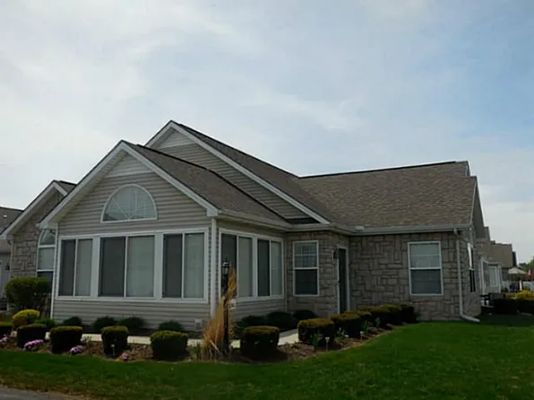 8341 Ledgestone Ave #8341, Sylvania, OH 43560