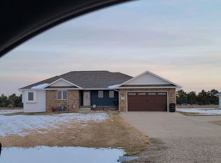 29050 170th Rd, Kearney, NE 68847