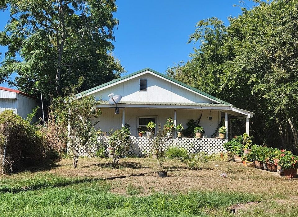 1st image of 810 Lucas Ave