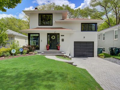627 Beaver Rd, Glenview, IL, 60025