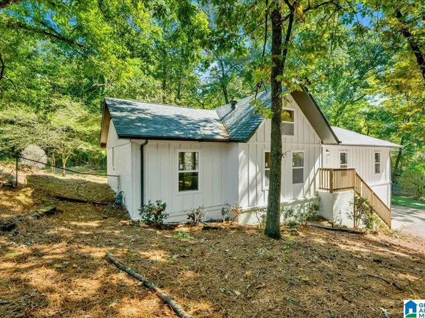 1005 Dawn Dr, Birmingham, AL 35235