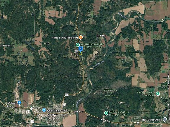 4th image of 1921 Country Club Rd
