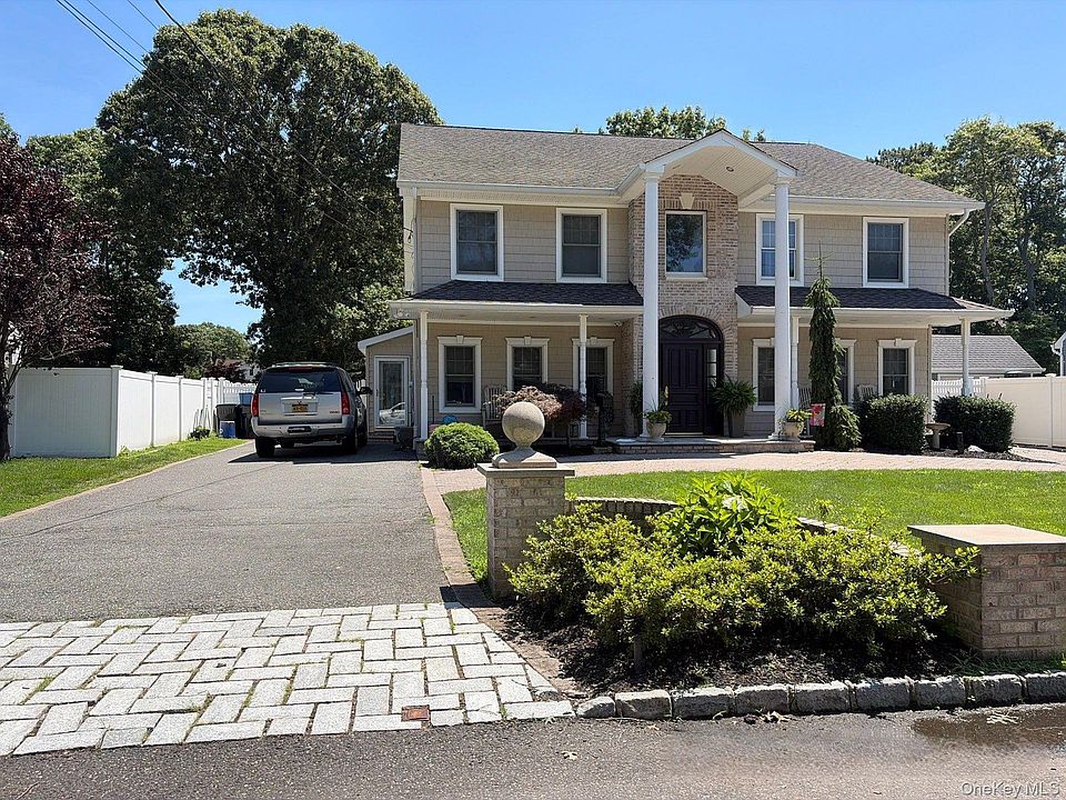 2nd image of 1133 Patricia Avenue