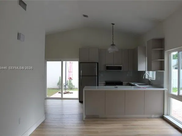 681 Pine Ridge Ter #0, Fort Lauderdale, FL 33325